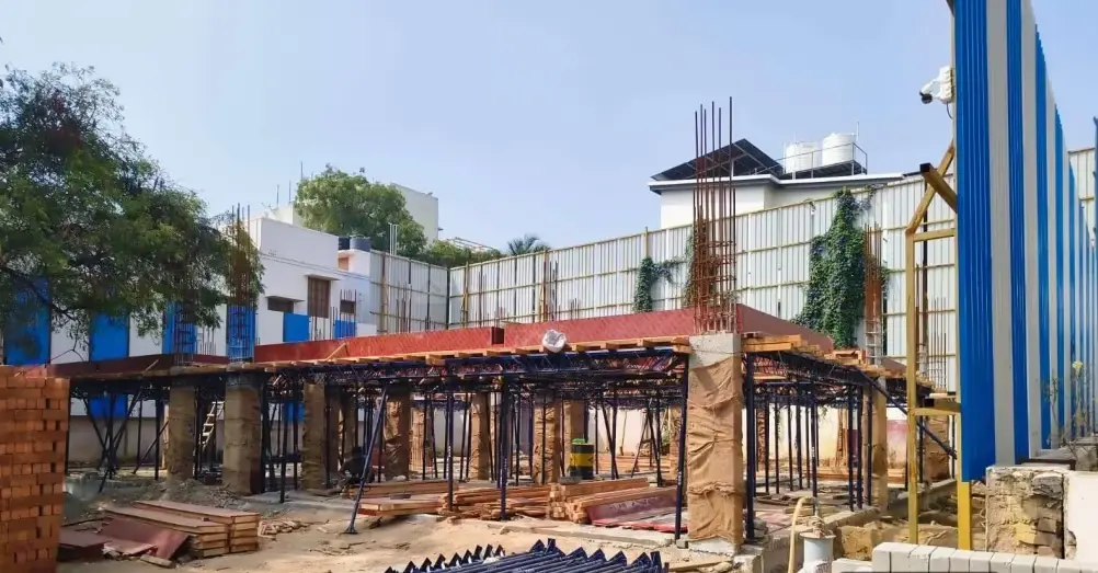 Auraa Sampoorna Dhaya