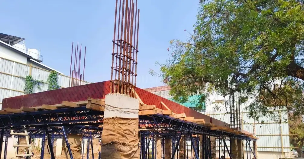 Auraa Sampoorna Dhaya