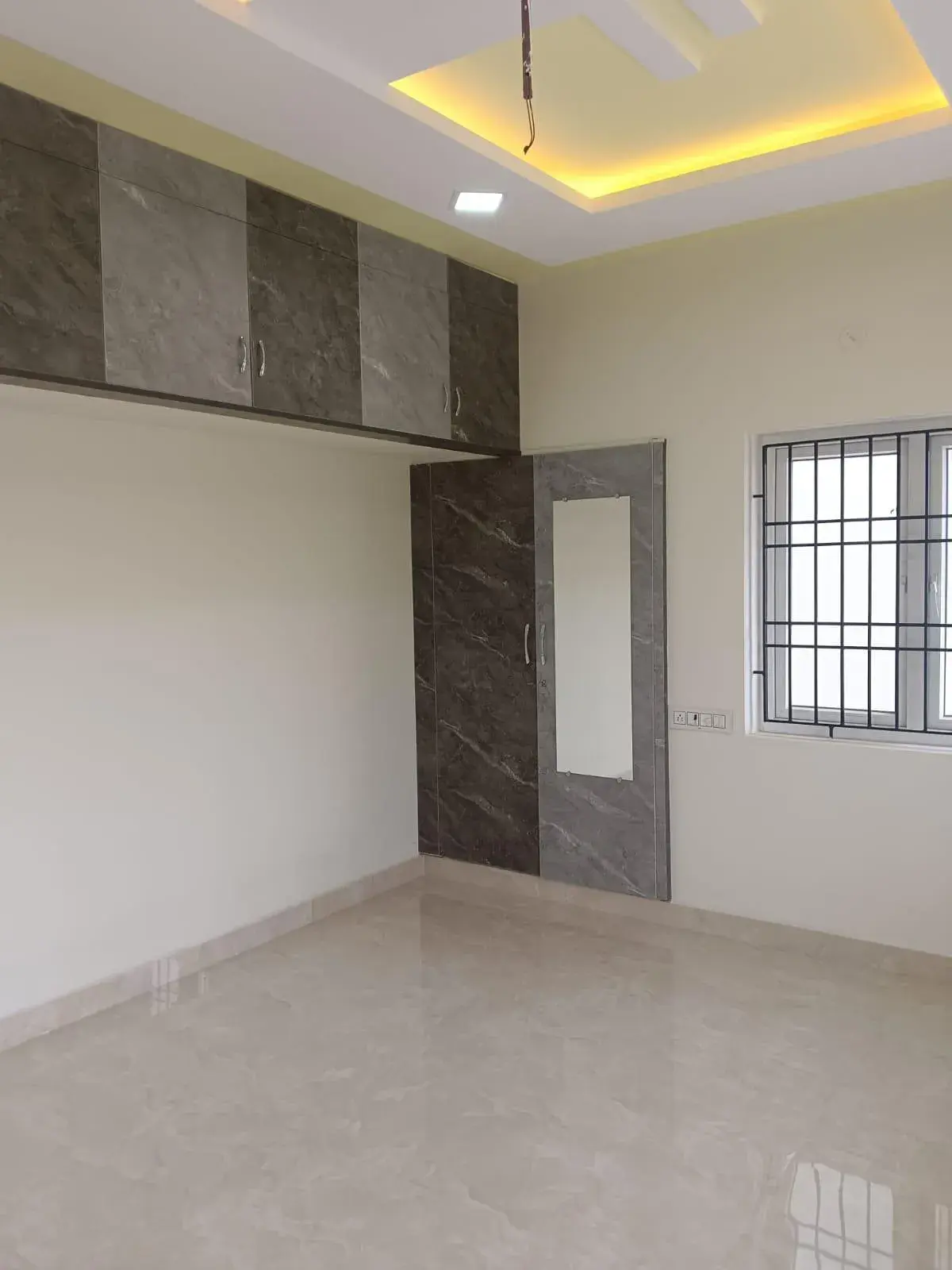Live Aruvi Flats