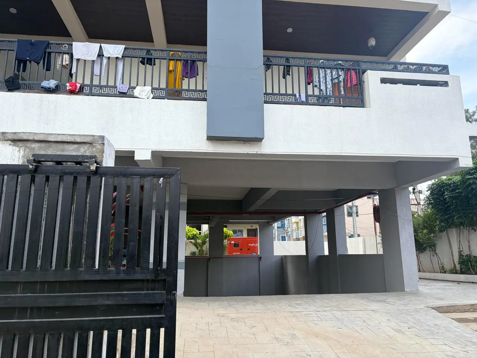 Magna East Side photo 9