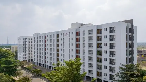 Navin's Hill View Avenue