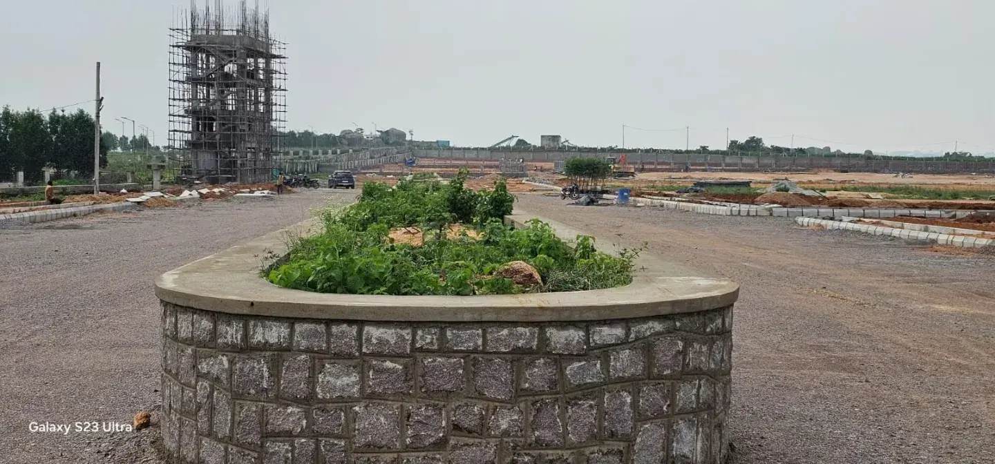 Nivee N City