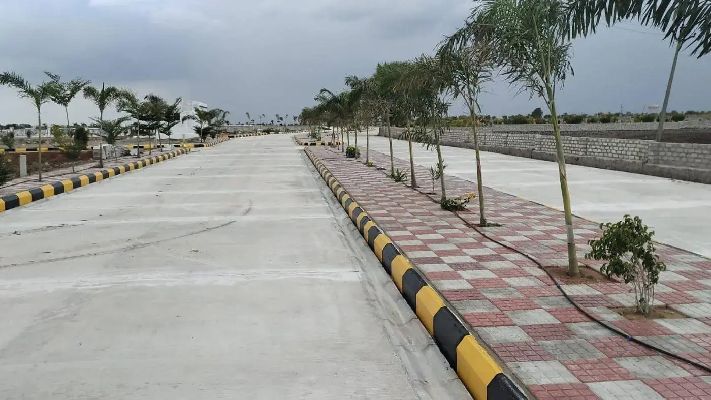 Shriram Paradiso