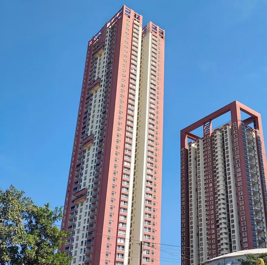 SPR Sky Towers - Photo 4