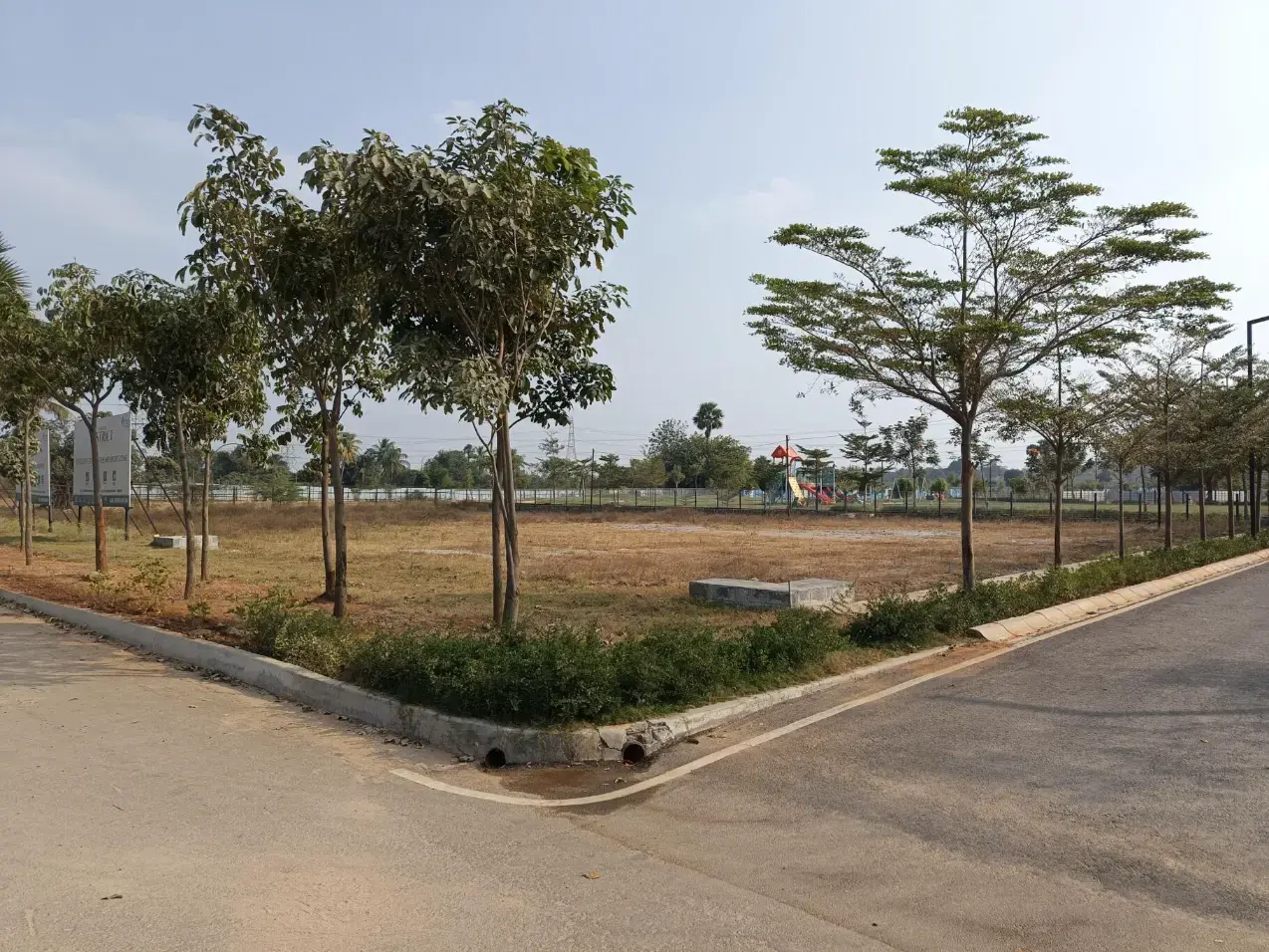 Vertex District